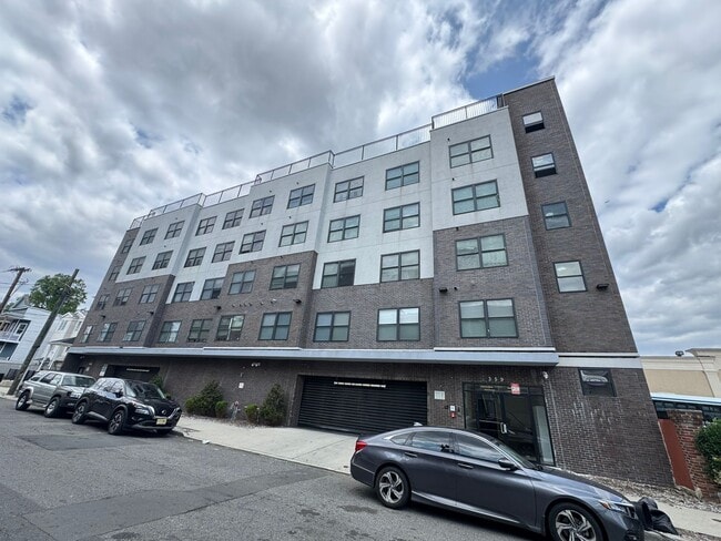property at 354 Hamilton Ave