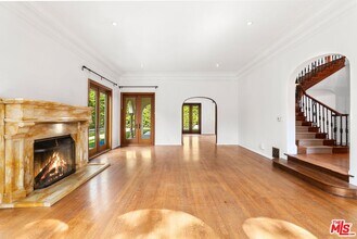 11159 La Maida St in Los Angeles, CA - Building Photo - Building Photo