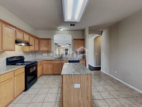 5707 Sendero Spring in San Antonio, TX - Building Photo - Building Photo