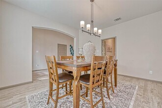 127 Teralyn Grv Lp in Willis, TX - Building Photo - Building Photo