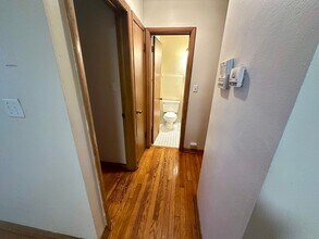 1112 Knapp in Milwaukee, WI - Foto de edificio - Interior Photo