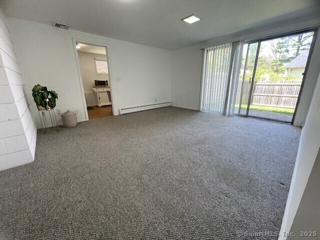11 Hunters Ln in Norwalk, CT - Building Photo - Building Photo