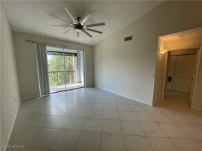 1190 Reserve Way in Naples, FL - Building Photo - Building Photo