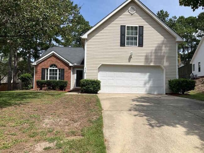 property at 11 Westland Pine Ct