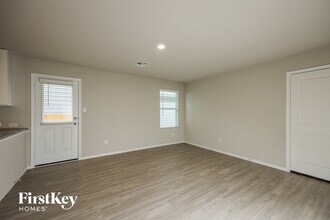 10803 Prusiner Dr in Converse, TX - Building Photo - Building Photo