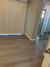 5660 W Tenaya Ave in Fresno, CA - Building Photo - Building Photo