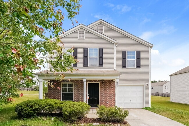property at 925 Mailwood Dr