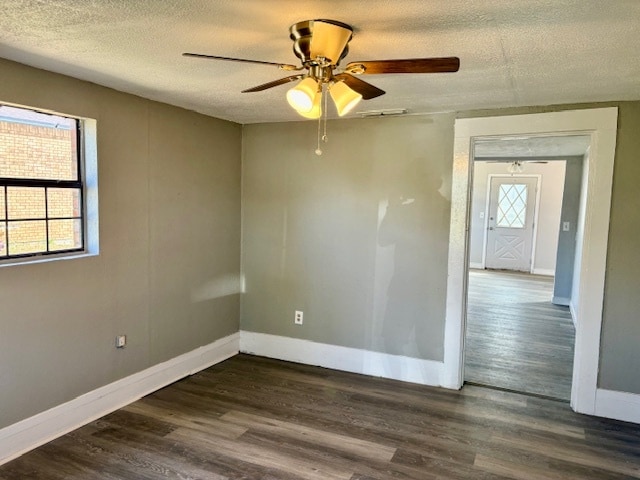 613 SW 1st St in Lockney, TX - Building Photo - Building Photo