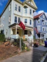 67 Hillside St in Boston, MA - Building Photo