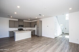 4556 S Riata St in Gilbert, AZ - Building Photo - Building Photo