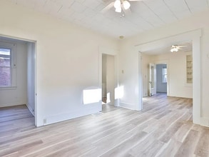 2911 Robertson Ave, Unit Oakley perfect 2 Br in Cincinnati, OH - Foto de edificio - Building Photo