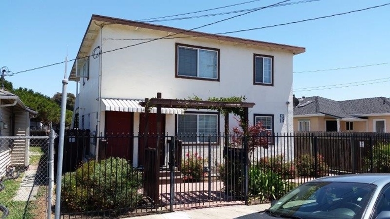 870 8th St in Richmond, CA - Building Photo