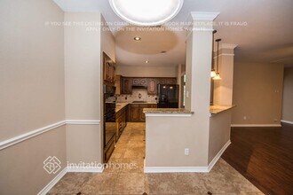 1621 Churchill Ln in Mansfield, TX - Foto de edificio - Building Photo