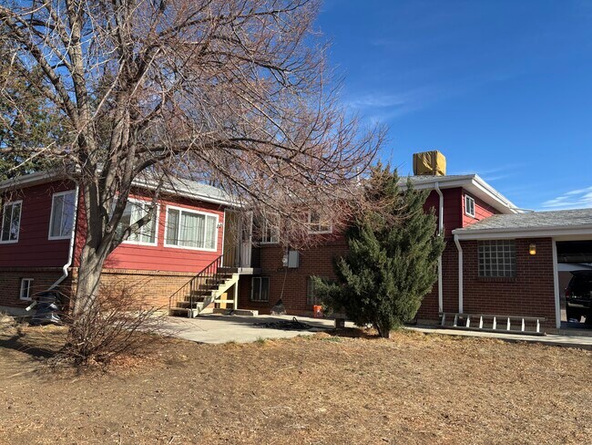 property at 9659 Covey Ct