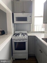 834 Park Ave in Baltimore, MD - Building Photo - Building Photo