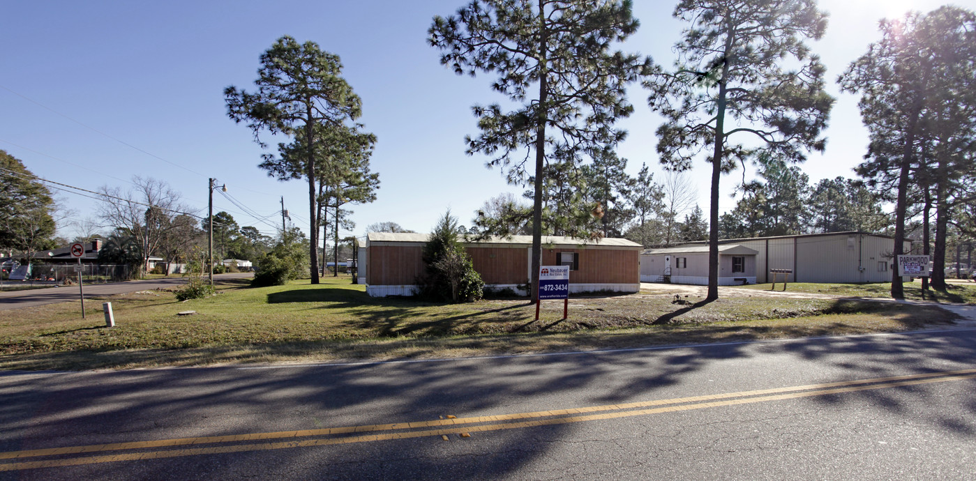 Parkwood Moble Home Park in Panama City, FL - Foto de edificio