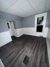 725 California Ave in South Bend, IN - Building Photo - Building Photo