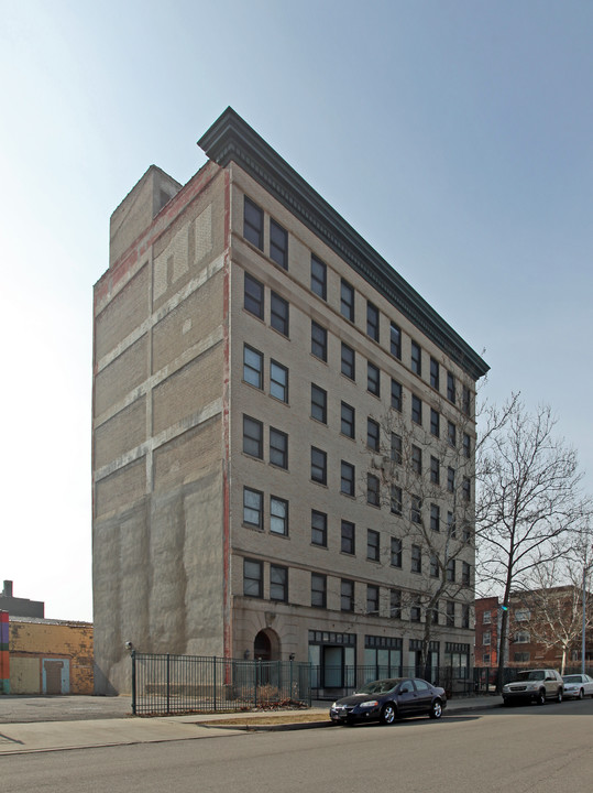 Architects Building Apartments in Detroit, MI - Building Photo