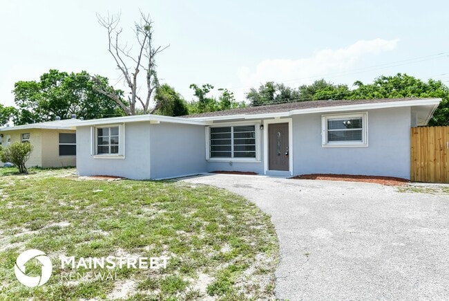 111 NW 21 St in Pompano Beach, FL - Building Photo - Building Photo