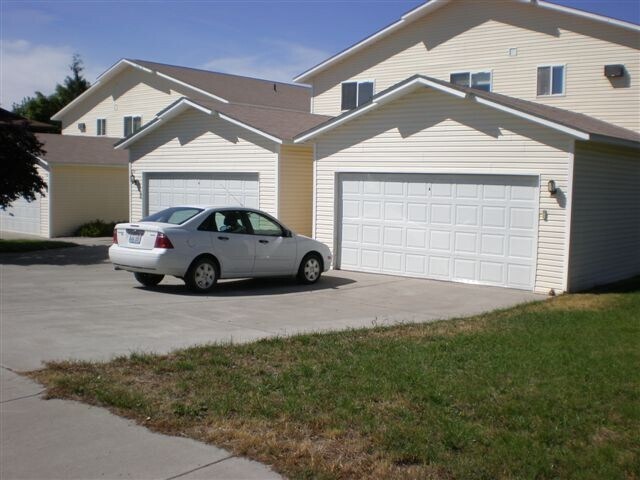 119 E Spence St, Unit 111  E Spence in Medical Lake, WA - Building Photo