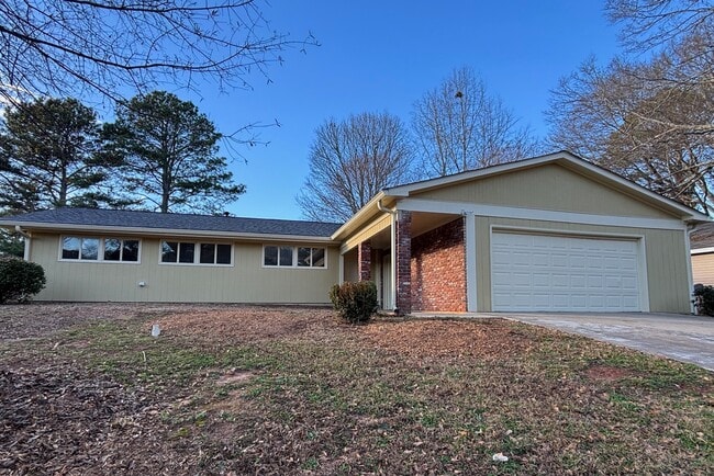 property at 118 Scatterfoot Dr