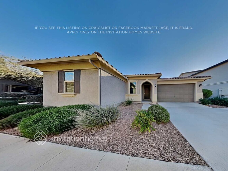 6854 E Peralta Cir in Mesa, AZ - Building Photo