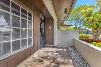 5057 Forsythia St in Delray Beach, FL - Building Photo - Building Photo