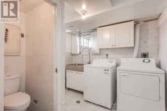 14 Lucifer Dr in Toronto, ON - Building Photo - Building Photo