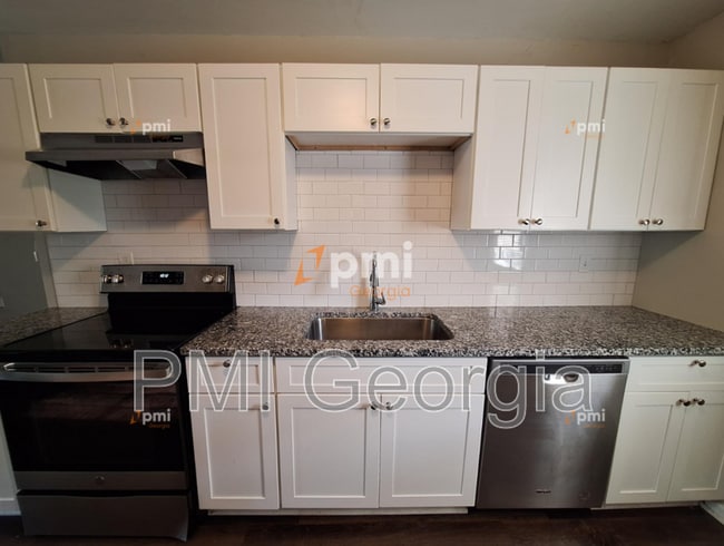217 Greenbriar Dr in Cedartown, GA - Building Photo - Building Photo