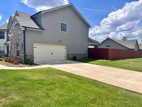 2366 Bear Paw Dr in Lawrenceville, GA - Building Photo - Building Photo