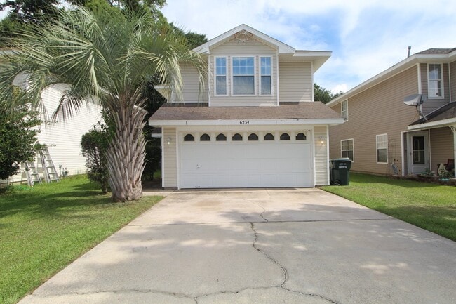 6234 Cottage Woods Dr in Milton, FL - Building Photo - Building Photo