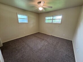 4306 Dalewood Dr in Fort Wayne, IN - Building Photo - Building Photo
