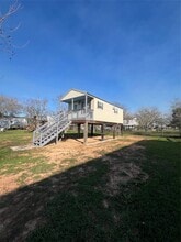 323 17th St in San Leon, TX - Building Photo - Building Photo