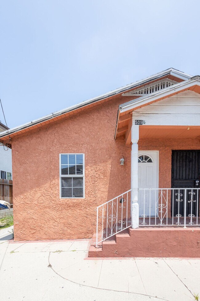 509 E 21st St in Los Angeles, CA - Building Photo - Building Photo