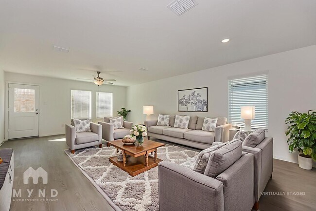 2716 Ctr Crk Ln in Fort Worth, TX - Building Photo - Building Photo