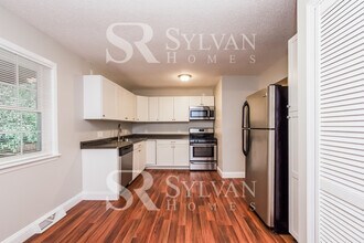 2301 Longleaf Dr in Charlotte, NC - Building Photo - Building Photo