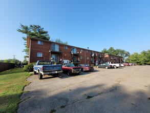 The Red Brick Apartments in Bloomington, IN - Building Photo - Building Photo