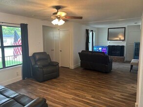 3624 Aurora St in Haltom City, TX - Building Photo - Building Photo
