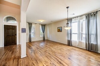 5918 Rivergrove Bend Dr in Humble, TX - Building Photo - Building Photo
