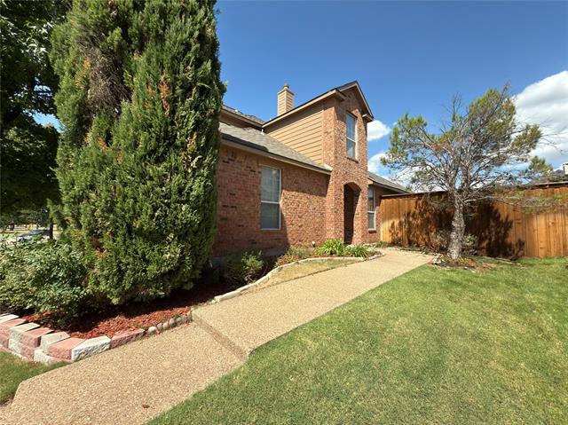 property at 11608 Lenox Ln
