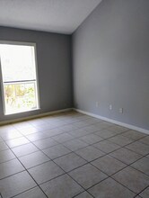 9038 GSRI Ave in Baton Rouge, LA - Building Photo - Building Photo