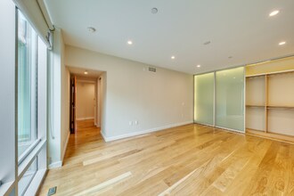 1919 4th St-Unit -B in Santa Monica, CA - Foto de edificio - Building Photo