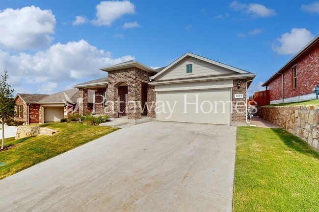1617 Garysburg Ct in Fort Worth, TX - Foto de edificio - Building Photo