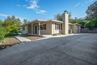 237 S Hardin St-Unit -Unit C in Prescott, AZ - Building Photo - Building Photo