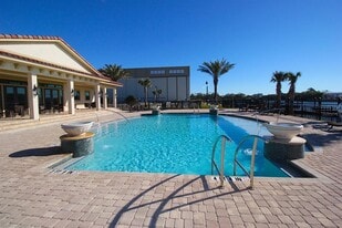 20 Del Palma Dr in Palm Coast, FL - Building Photo