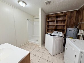 705 N Johnson St in Sulphur, LA - Building Photo - Building Photo