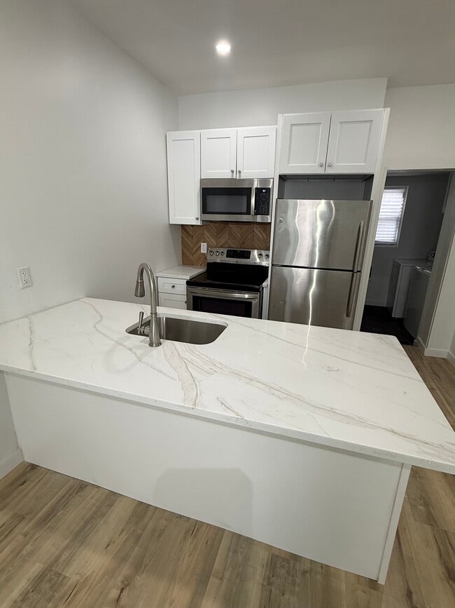 2808 N Taylor St, Unit 1R in Philadelphia, PA - Building Photo - Building Photo