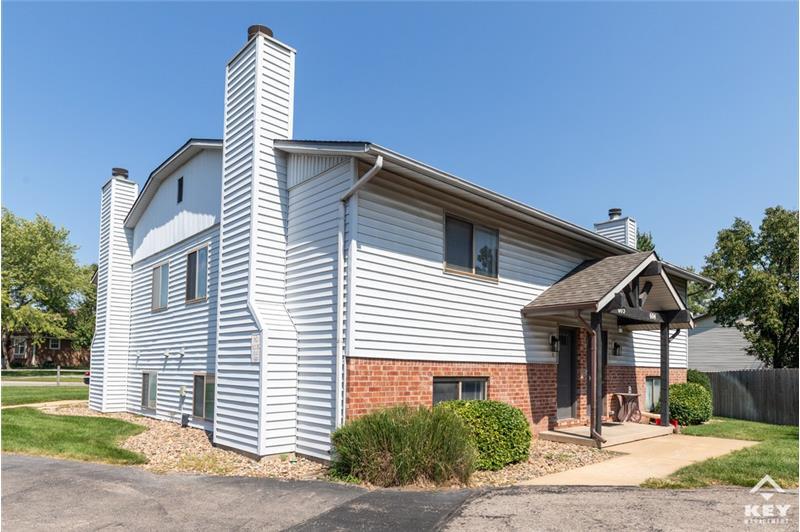 7011 W Sheriac Cir in Wichita, KS - Building Photo