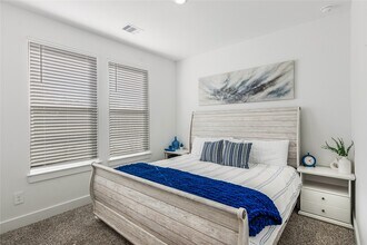 638 Paisley Harbor Ct in Panorama Village, TX - Building Photo - Building Photo