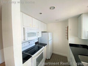 931 Massachusetts Ave, Unit #903 in Cambridge, MA - Building Photo - Building Photo